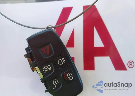 2019 Jaguar Xe 25T Premium z USA, uszkodzony, nr VIN SAJAD4FX3KCP49091